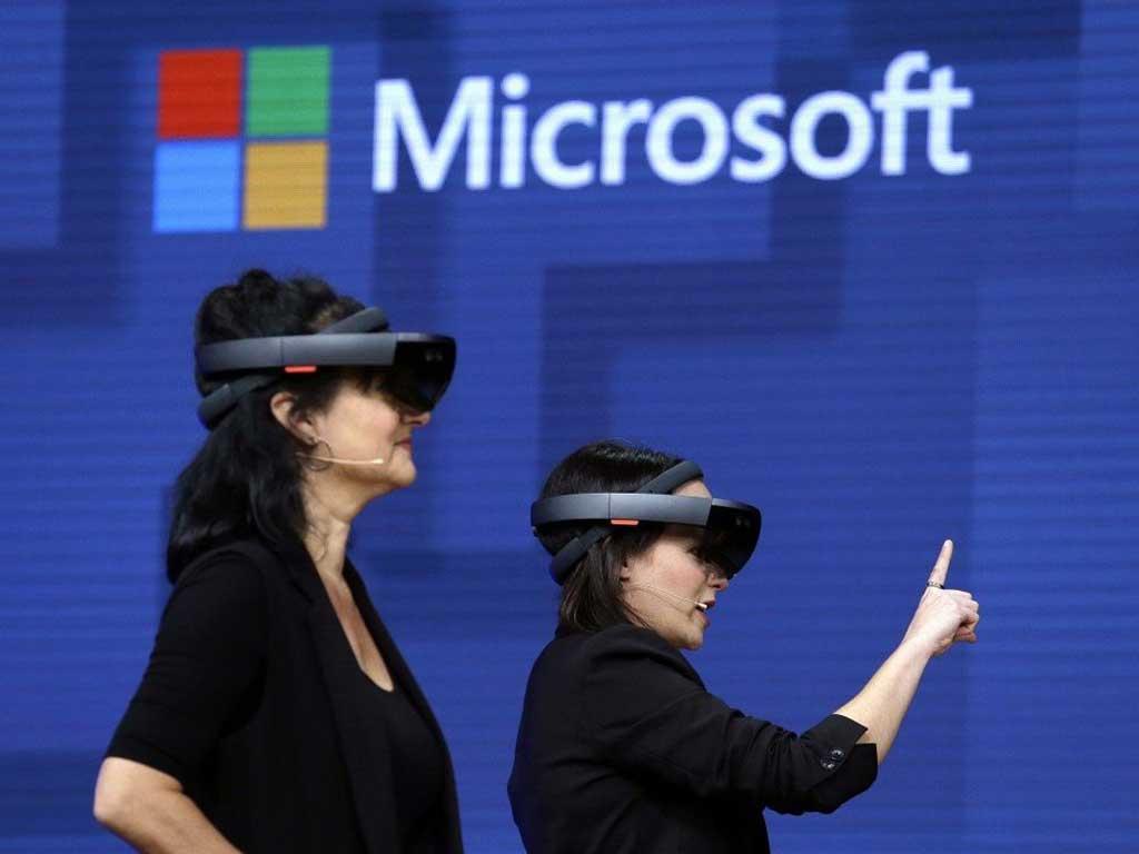 Microsoft Loses Hundred Of Employees To Meta As The Metaverse Talent Hunt Ramps Up.