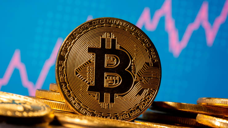 Bitcoin continues to rise and surpasses 44000