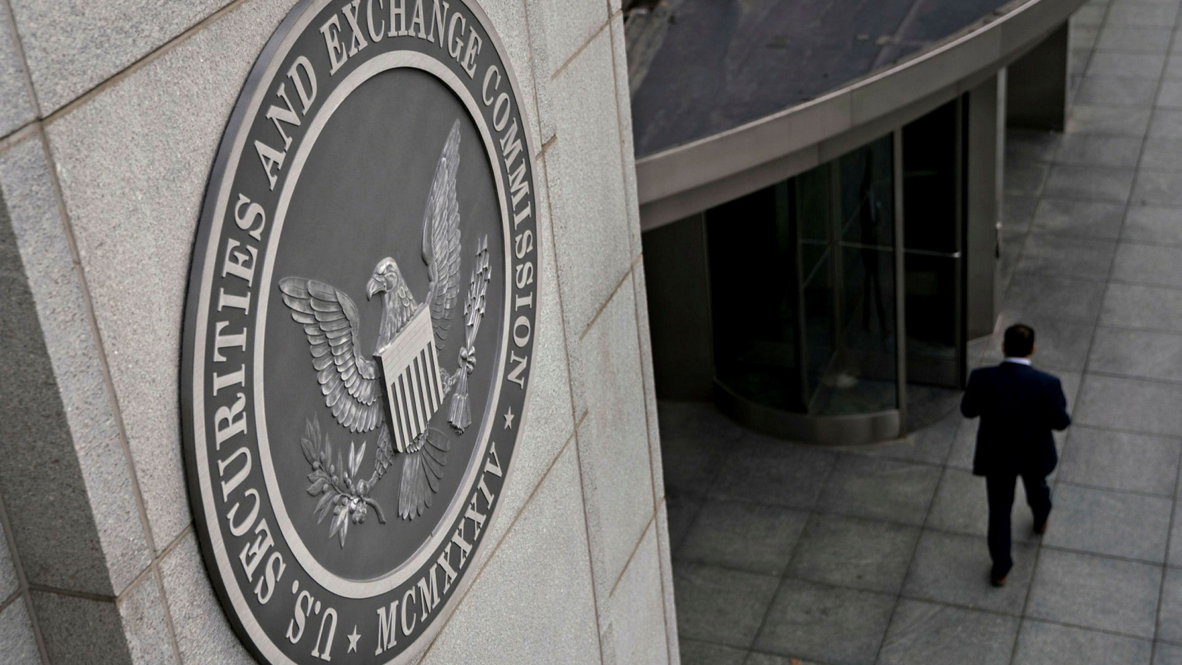 SEC To Increase Anti-Crypto Scam Efforts Ay Adding More Staff