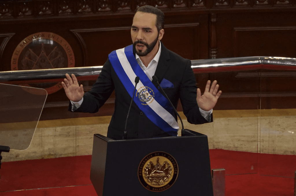 El Salvador Seeks To Buy Back $1.6 Billion In Debt To Quell Fears Of Default 2 El Salvador Seeks To Buy Back $1.6 Billion In Debt To Quell Fears Of Default