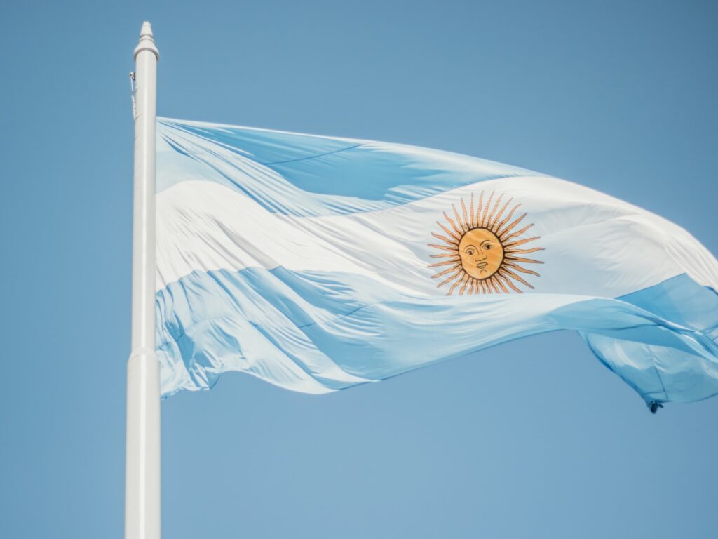 Argentine Law Enforcement Raids 'Luxury Apartments'-Based BTC Mining Farm 1 Argentine Law Enforcement Raids 'Luxury Apartments'-Based BTC Mining Farm