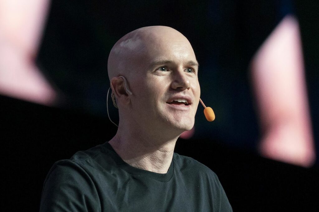 Coinbase CEO Mentions "Rumors" That The SEC May Forbid Retail Customers From Staking Crypto