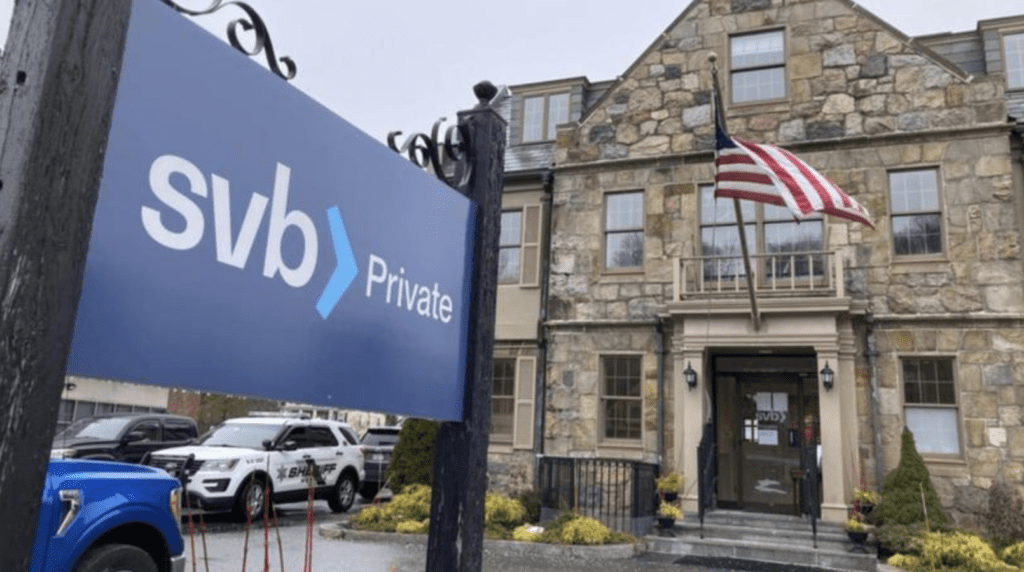 FED And FDIC Are Considering Establishing A Fund To Guarantee Deposits For Failing Banks