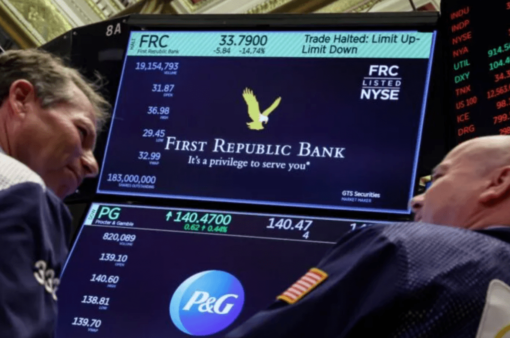 First Republic Bank Received $30 Billion In Rescue Deposits From Bank Giants 2 First Republic Bank Received $30 Billion In Rescue Deposits From Bank Giants