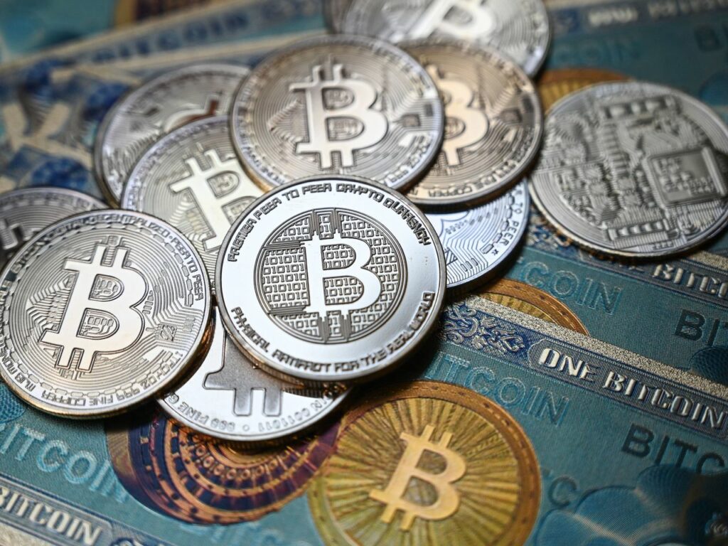 Bitcoin (BTC) Breaks $34,000 Thanks To Powerful Bullish Pattern