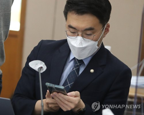 Korean Government Raid Upbit And Bithumb To Investigate Digital Assets