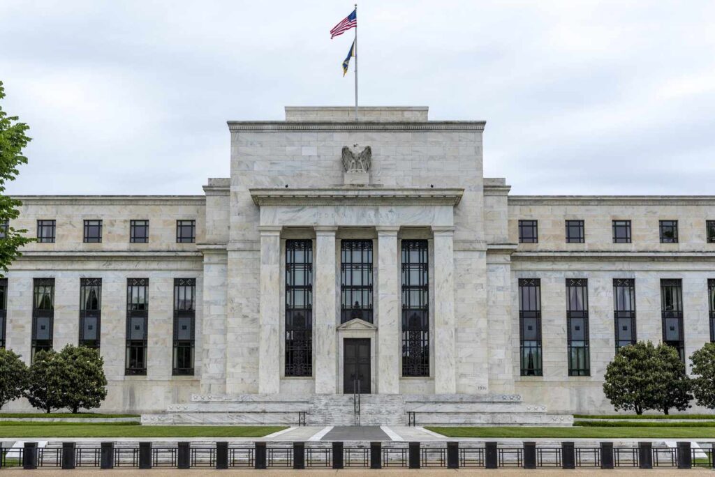 Federal Reserves 103B Banking Bailouts Hit Another High 1