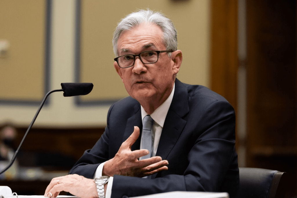 Fed's Jerome Powell Hints On Upcoming Rate Increase, BTC Holds $30,000