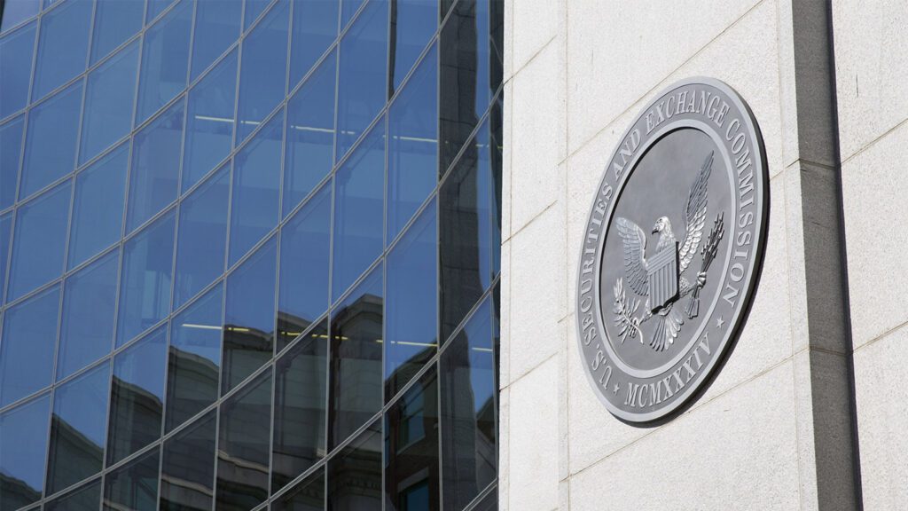 SEC Adds BlackRock, Fidelity & 6 other Spot Bitcoin ETF Applicants To The Federal Register