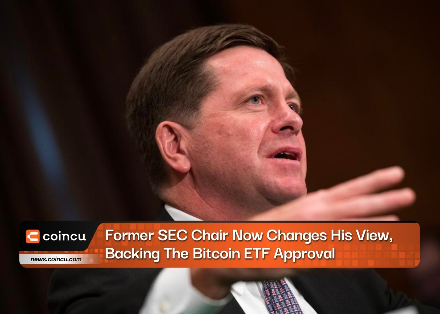 Former SEC Chair Now Changes His View, Backing The Bitcoin ETF Approval
