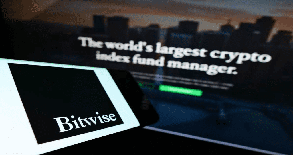 Bitwise Revamps Bitcoin ETF, Embracing Ethereum Rau Kev Loj Hlob Yav Tom Ntej