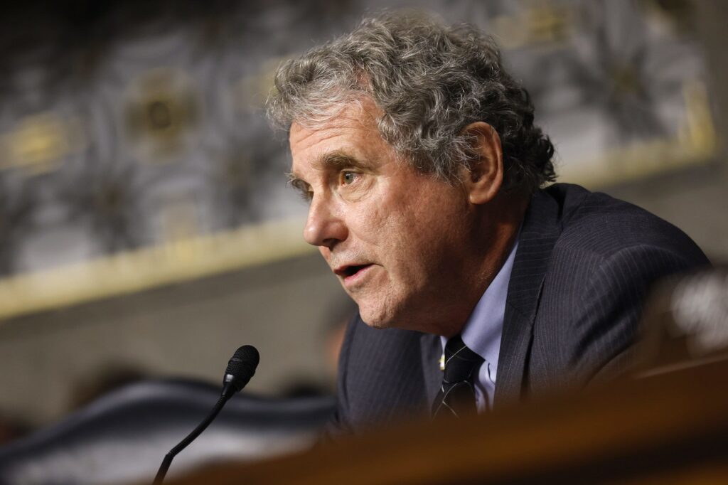 US Senator Sherrod Brown Champions Crypto Transparency And Investor Protection