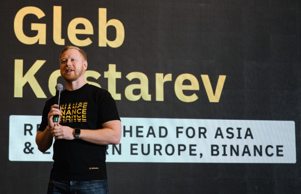 Kostarev and Smerkis Exit Amidst Binance's Russia Dilemma