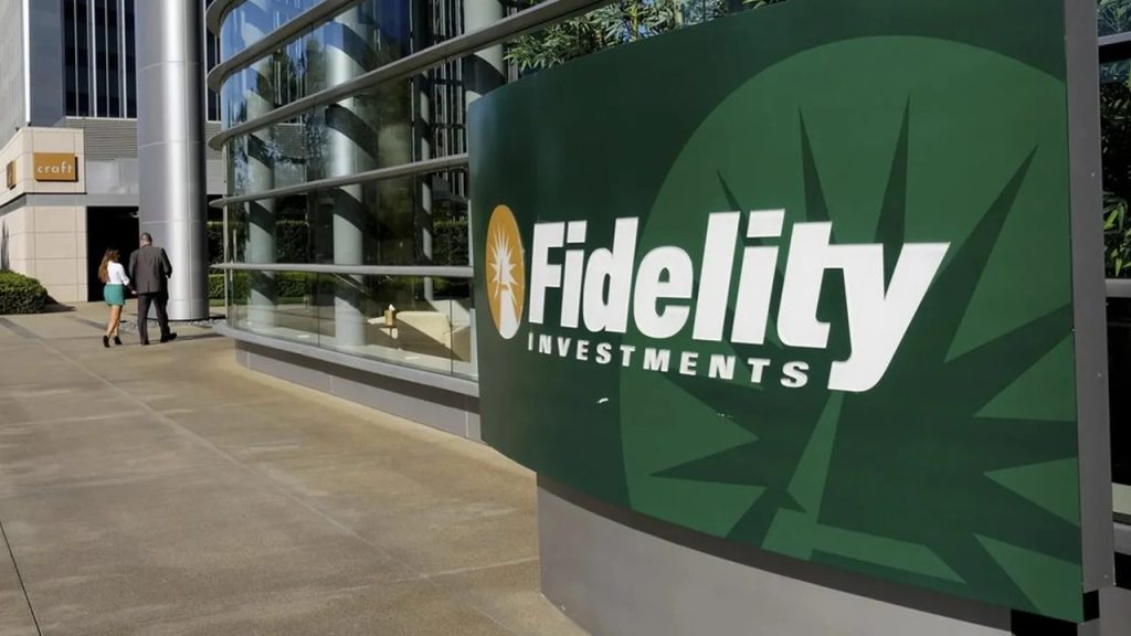 Fidelity Unveils $4.5 Trillion Spot Ethereum ETF with Staking!