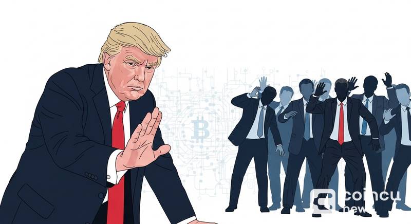 Trump Warns Bankers Not to Block Crypto Legislation